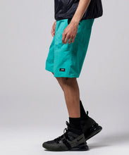 Load image into Gallery viewer, Non Down w Pocket Mountain Shorts - Moss Blue Green

