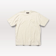 Load image into Gallery viewer, Pocket Tee Colored Grandrelle - Oatmeal
