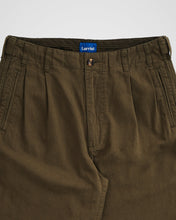 Load image into Gallery viewer, Pleated Pant - Olive
