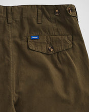 Load image into Gallery viewer, Pleated Pant - Olive
