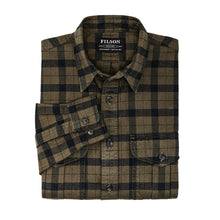 Load image into Gallery viewer, Alaskan Guide Shirt - Otter Green / Black Plaid
