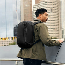 Load image into Gallery viewer, Transit Workpack 20L - Black
