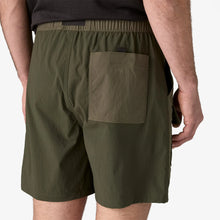 Load image into Gallery viewer, Outdoor Everyday Shorts 6 In. - Pine Needle Green
