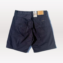 Laden Sie das Bild in den Galerie-Viewer, Seth Denim Shorts - Everblue
