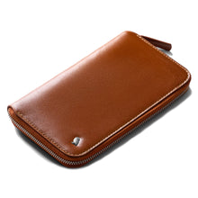 Load image into Gallery viewer, Travel Folio - Sienna
