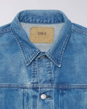 Load image into Gallery viewer, Denim Jacket - Blue Light Used
