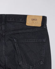Load image into Gallery viewer, Regular Tapered Jeans - Black - Deep Dark Used
