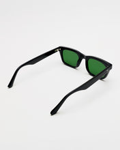 Load image into Gallery viewer, Leon Black - Green Solid Lens

