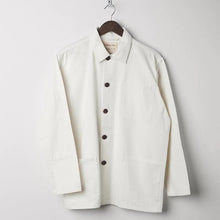 Load image into Gallery viewer, 3001 Buttoned Overshirt - Cream
