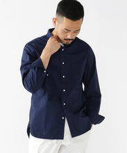 Load image into Gallery viewer, Colour Broad Button Down Shirt - Navy
