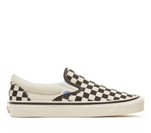 Load image into Gallery viewer, Classic Slip On 98 DX - Anaheim Factory Checkerboard Black / White
